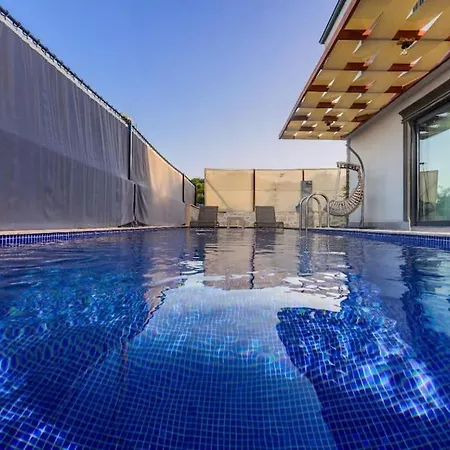 Villa Neva Antalya Demre'de Luex Tatil Kas