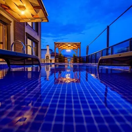 Neva Antalya Demre'de Luex Tatil 빌라 카스